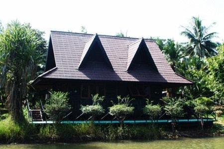 Water Land Golf Resort & Spa Phitsanulok Kamer foto